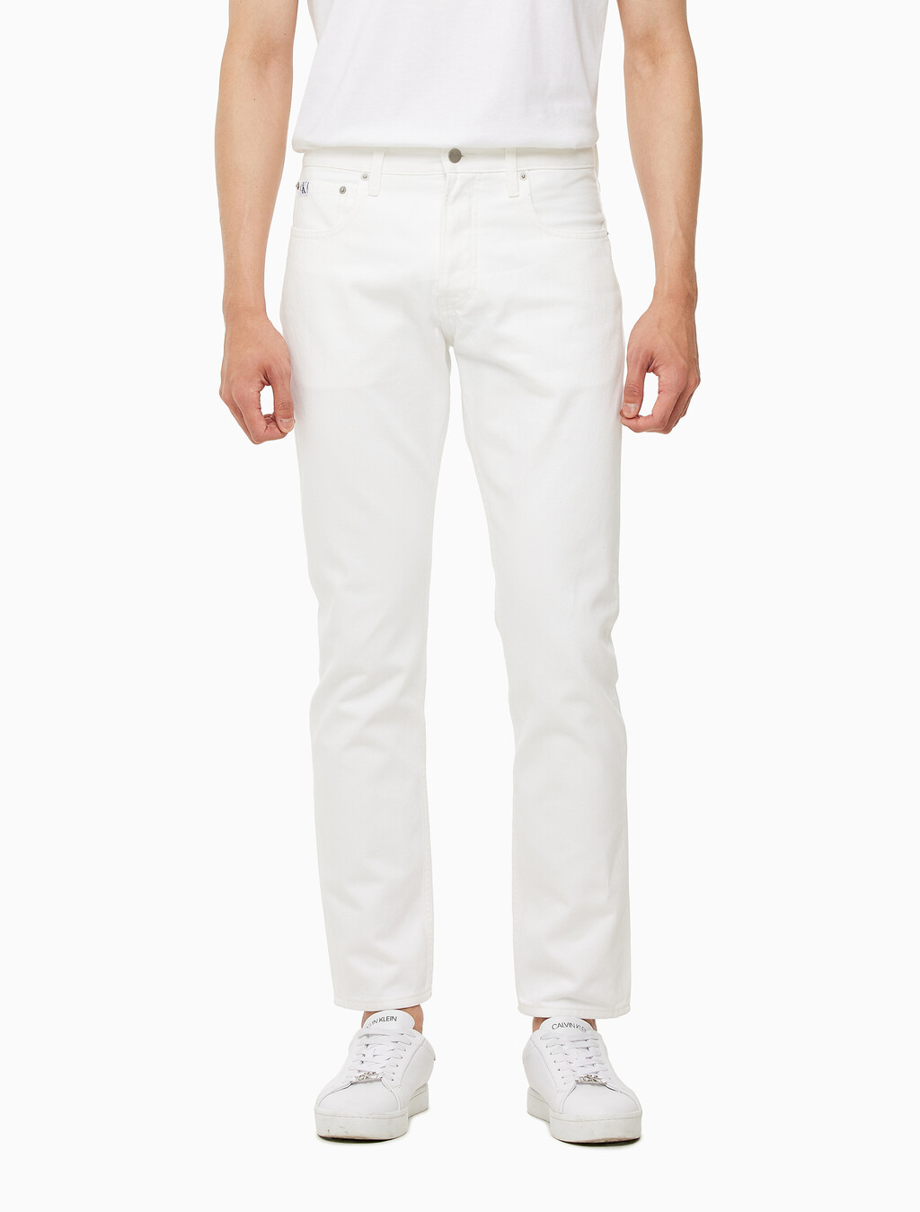 Buy 남성 어센틱 스트레이트핏 화이트 데님 in color CHALKY BLUE