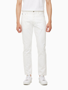 Buy 남성 어센틱 스트레이트핏 화이트 데님 in color CHALKY BLUE