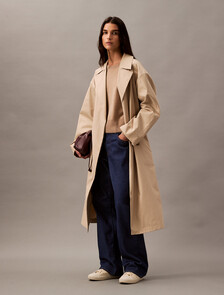 Buy 여성 롱슬리브 캐시미어 크루넥 스웨터 in color KHAKI
