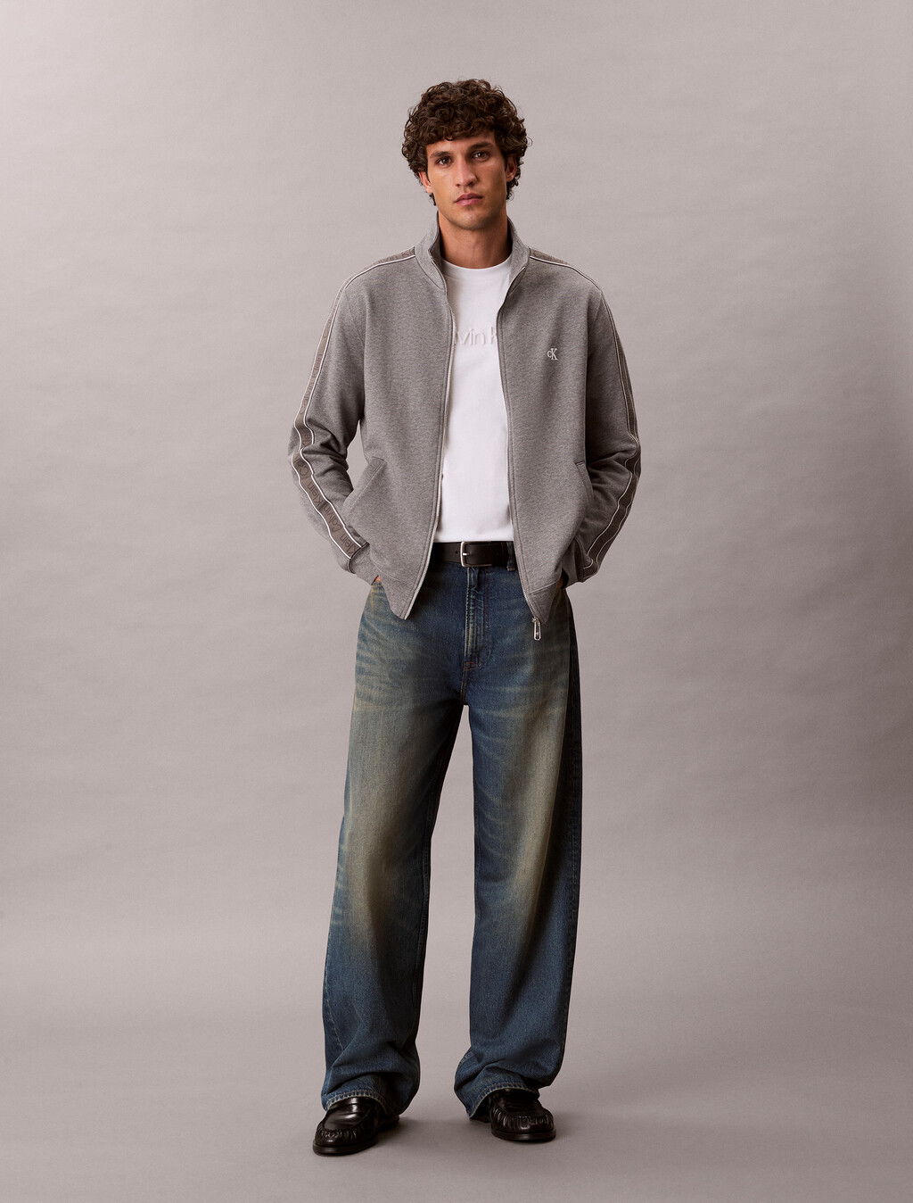 Buy 배기핏 진 in color Gold Blue