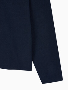 Buy 남성 엠보스드 로고 크루넥 스웨터 in color DARK SAPPHIRE
