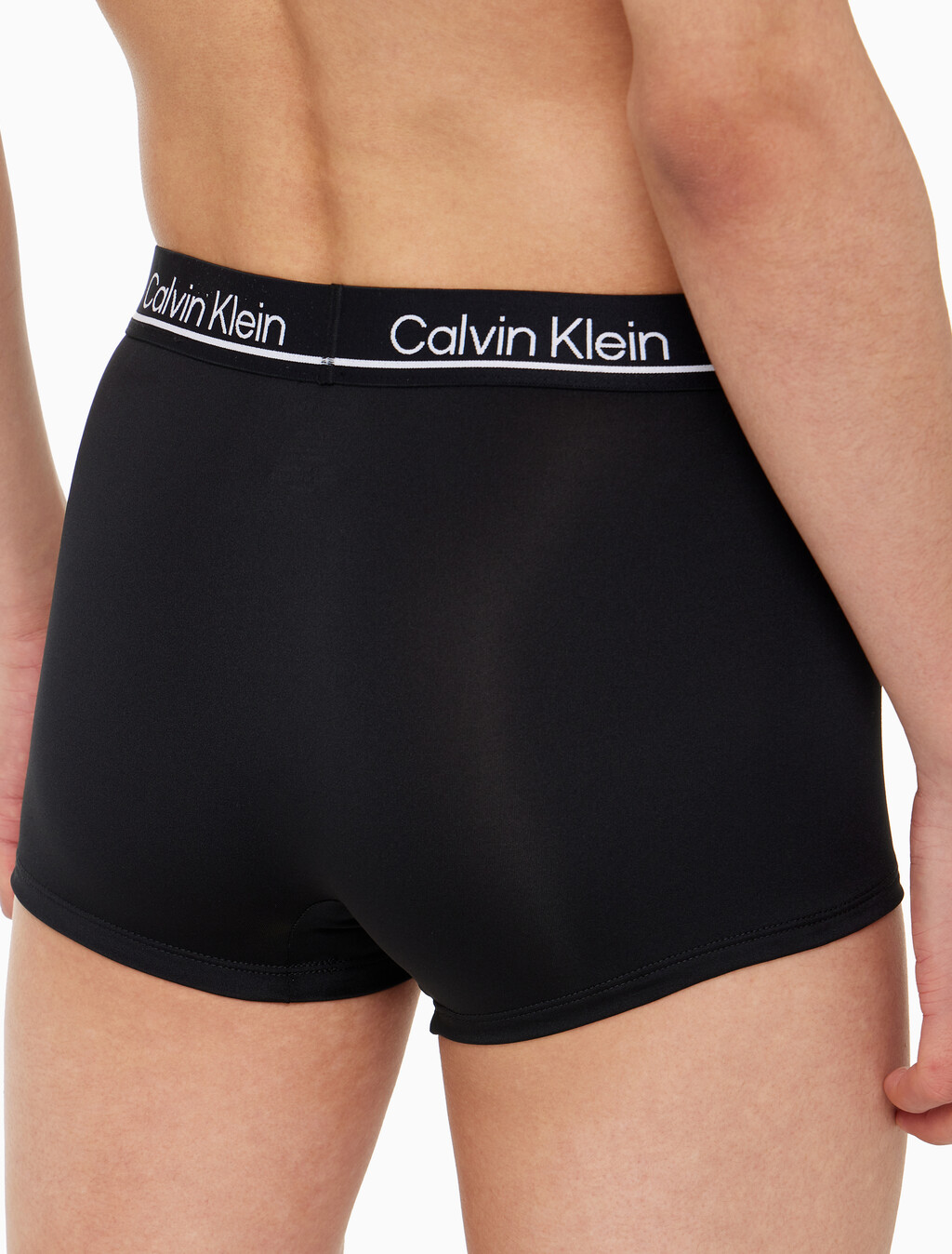 Buy 남성 CK 마이크로 플러스 4PK 로우 라이즈 드로즈 in color BLACK