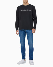 Buy 남성 레귤러핏 인스티튜셔널 긴팔 티셔츠 in color CK BLACK