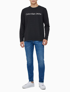 Buy 남성 레귤러핏 인스티튜셔널 긴팔 티셔츠 in color CK BLACK