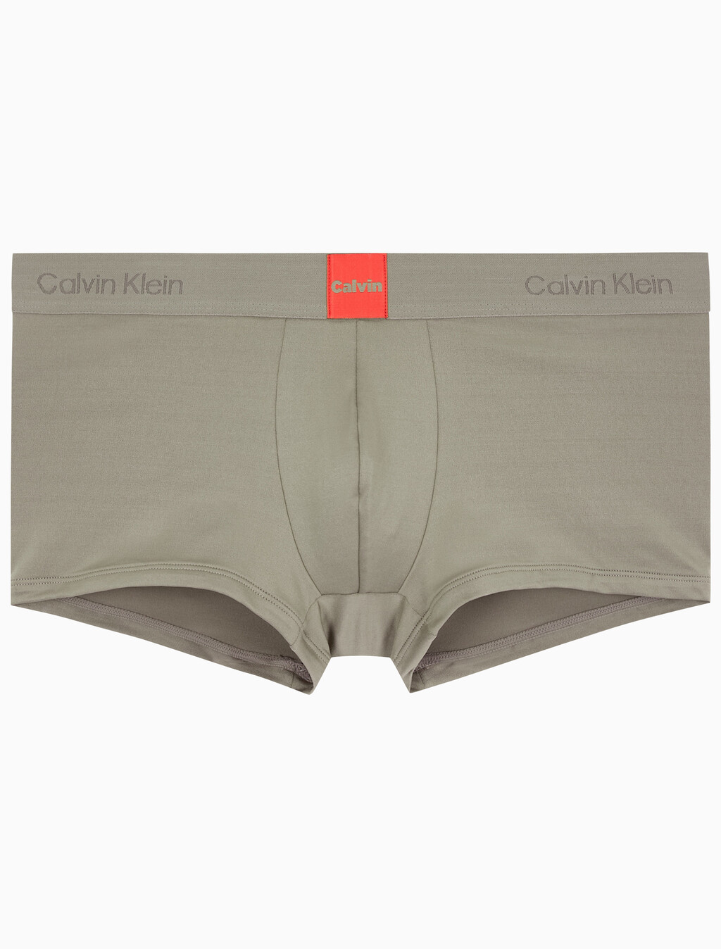 Buy 남성 모던 로고 패치 마이크로 로우 라이즈 트렁크 in color Brown
