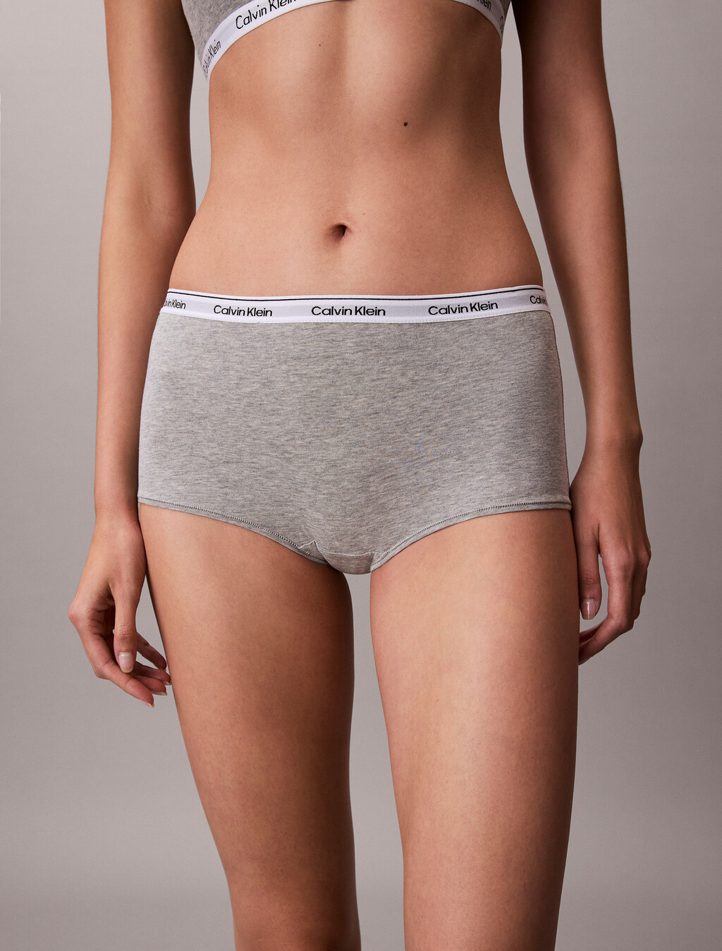 Buy 여성 모던로고 미드라이즈 보이쇼츠 in color GREY HEATHER