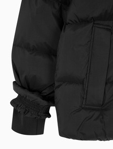 Buy 남성 커브드 퀼팅 나일론 다운 푸퍼 in color CK BLACK