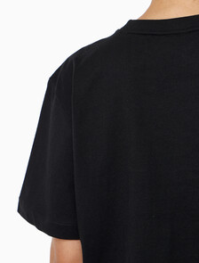 Buy 여성 릴렉스드 스탠다드로고 크루넥 반팔 티셔츠 in color BLACK