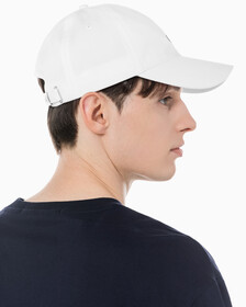 Buy 남녀공용 CK 엠브로이더리 로고 볼캡 in color BRIGHT WHITE
