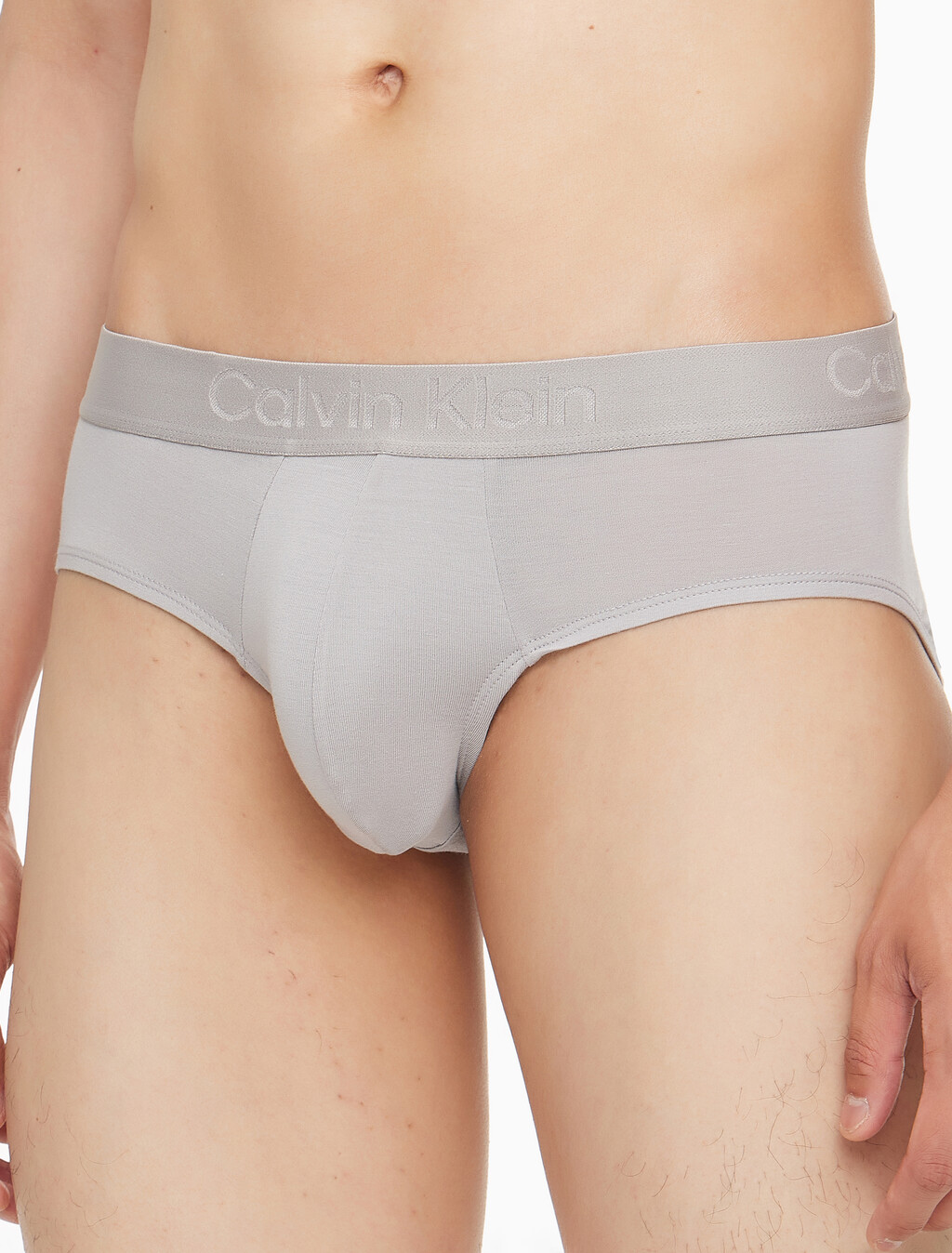 Buy 남성 CK 블랙 실크 니트 힙브리프 in color LIGHT GREY