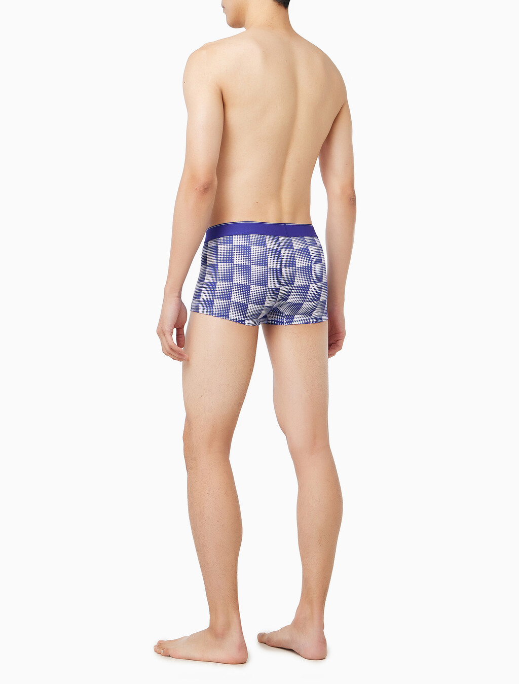 Buy 남성 CK 그래픽 마이크로 로우 라이즈 트렁크 in color Blue Print