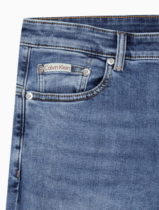 Buy 남성 바디핏 미드블루 이탈리안 데님 in color MID BLUE BACK EMBRO
