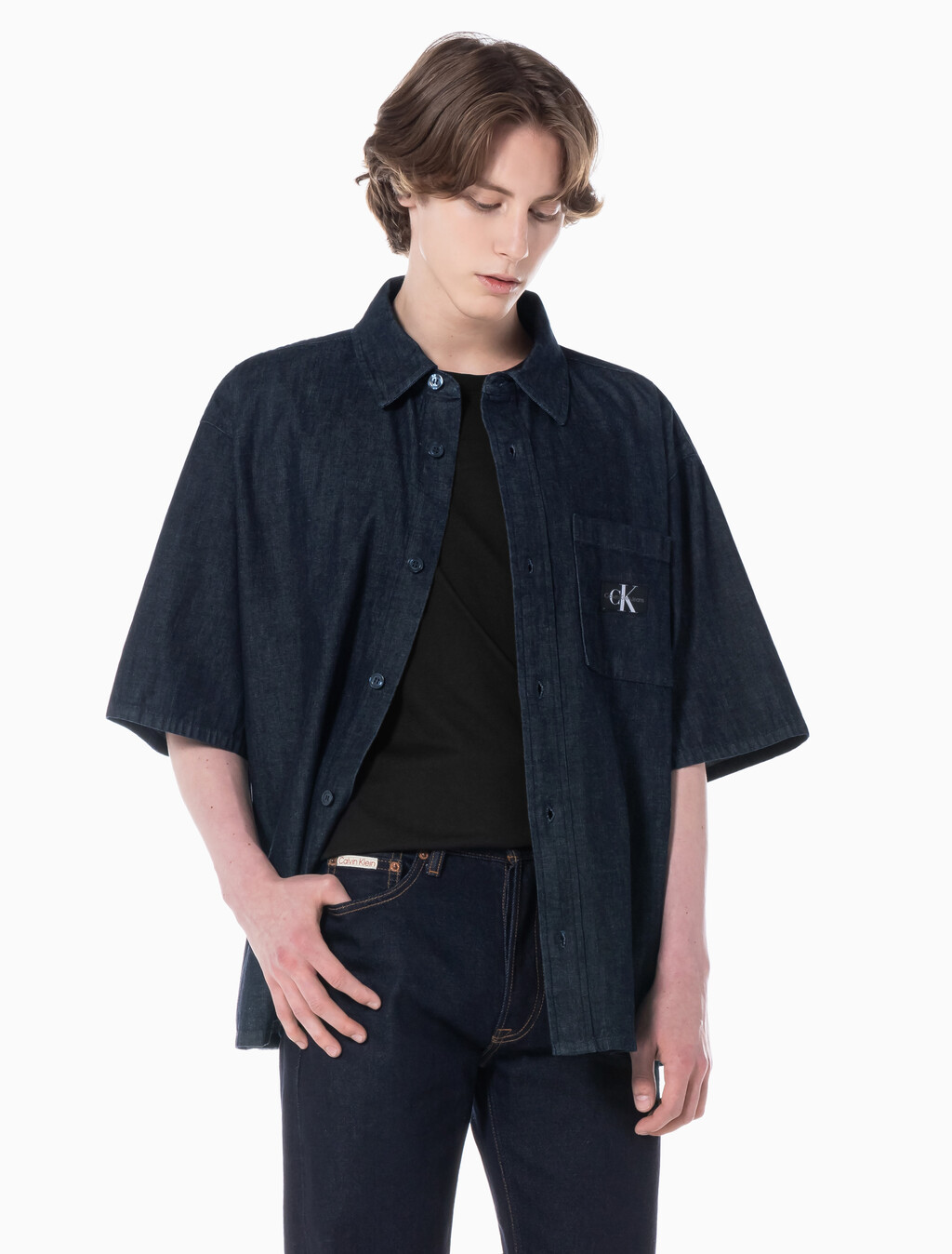 Buy 남성 캠프 반팔 데님 셔츠 in color BLUE BLACK HANGER LOOP