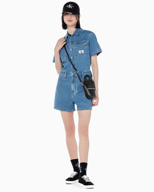 Buy 여성 CKJ 미니멀 모노그램 카메라백 in color BLACK