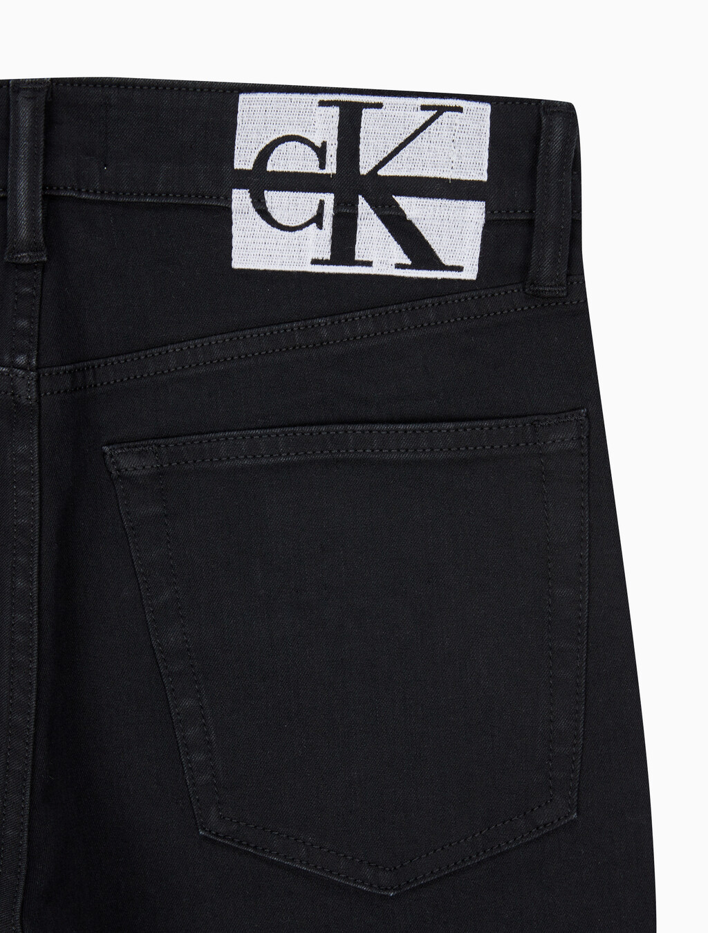 Buy 남성 슬림핏 린스 블랙 데님 in color WASHED BLACK LOGO LACE