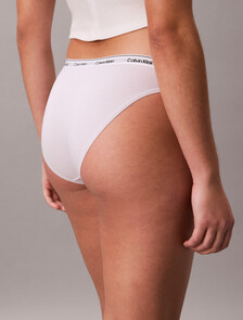 Buy 여성 모던로고 로우라이즈 비키니 in color LIGHT PURPLE