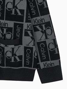 Buy 남성  릴렉스 핏 AOP 로고 스웨터 가디건 in color CK BLACK