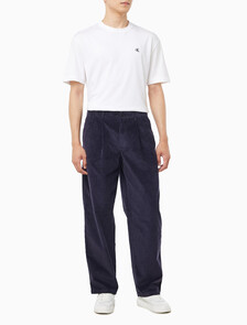 Buy 남성 코듀로이 플리티드 하프 엘라스틱 팬츠 in color Navy