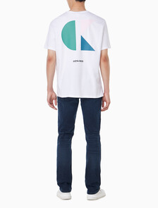 Buy 남성 이지핏 바우하우스 로고 그래픽 반팔 티셔츠 in color BRILLIANT WHITE