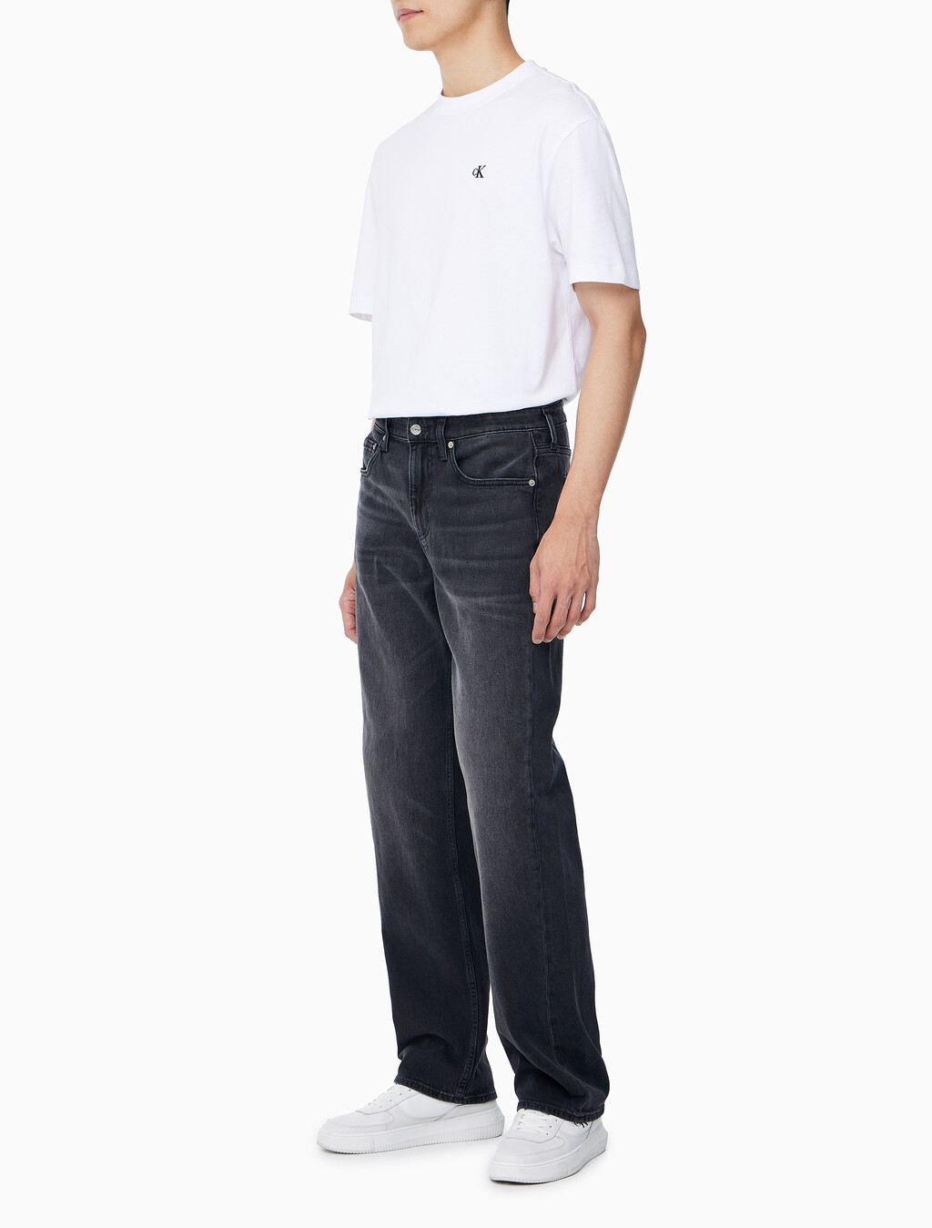 Buy 남성 90's 스트레이트핏 블랙 데님 in color WASHED BLACK LOGO LACE