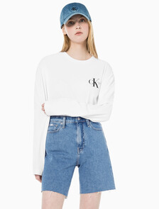 Buy 여성 버뮤다 맘핏 데님 쇼츠 in color CHALKY BLUE