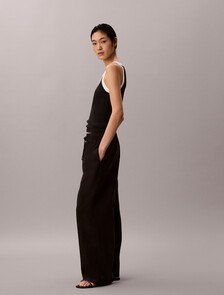 Buy 여성 우븐라벨 탱크 in color BLACK