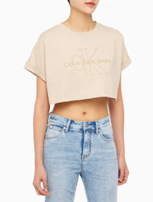 Buy 여성 모노그램 빅로고 크롭 반팔 티셔츠 in color CLASSIC BEIGE