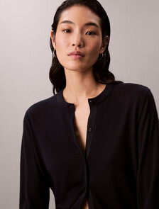 Buy 여성 L/S 메리노 가디건 in color BLACK