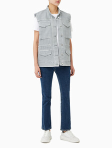 Buy 여성 유틸리티 필드 베스트 in color Grey