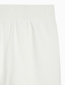 Buy 여성 미네랄 다이 모노로고 조거 팬츠 in color WHITE