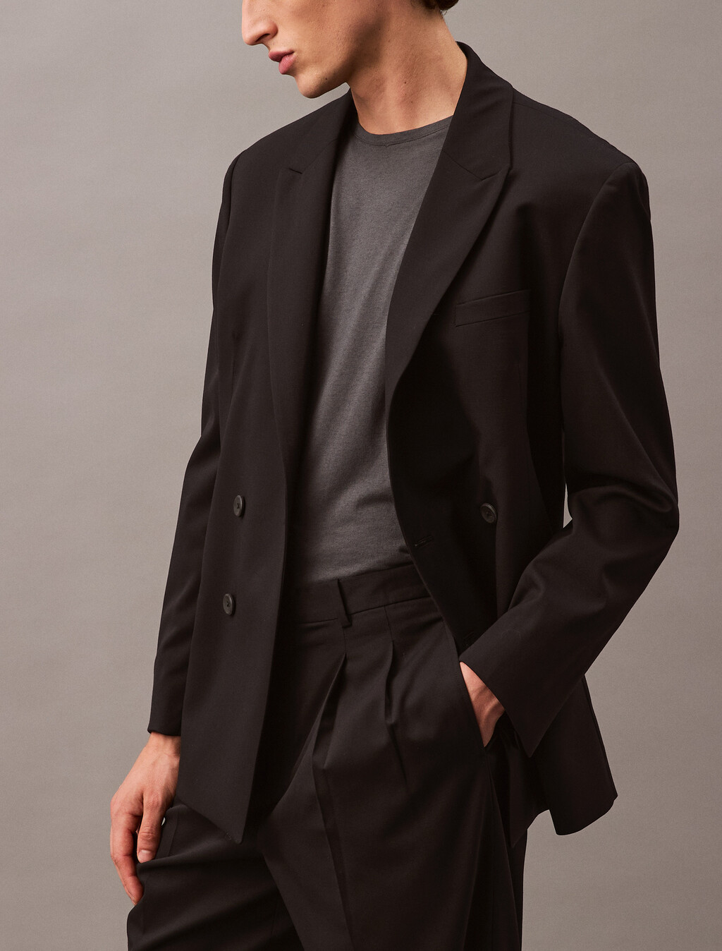 Buy 남성 롱슬리브 울 더블 브레스티드 블레이저 in color BLACK BEAUTY