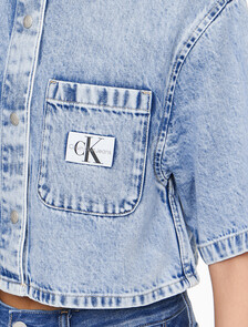 Buy 여성 반팔 데님 셔츠 in color CHALKY BLUE