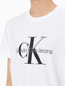 Buy 남성 레귤러핏 모노그램 엠브로이더리 로고 반팔 티셔츠  in color BRIGHT WHITE