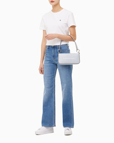 Buy 여성 CKJ 스컬티드 파우치 숄더백 in color BLUE OASIS