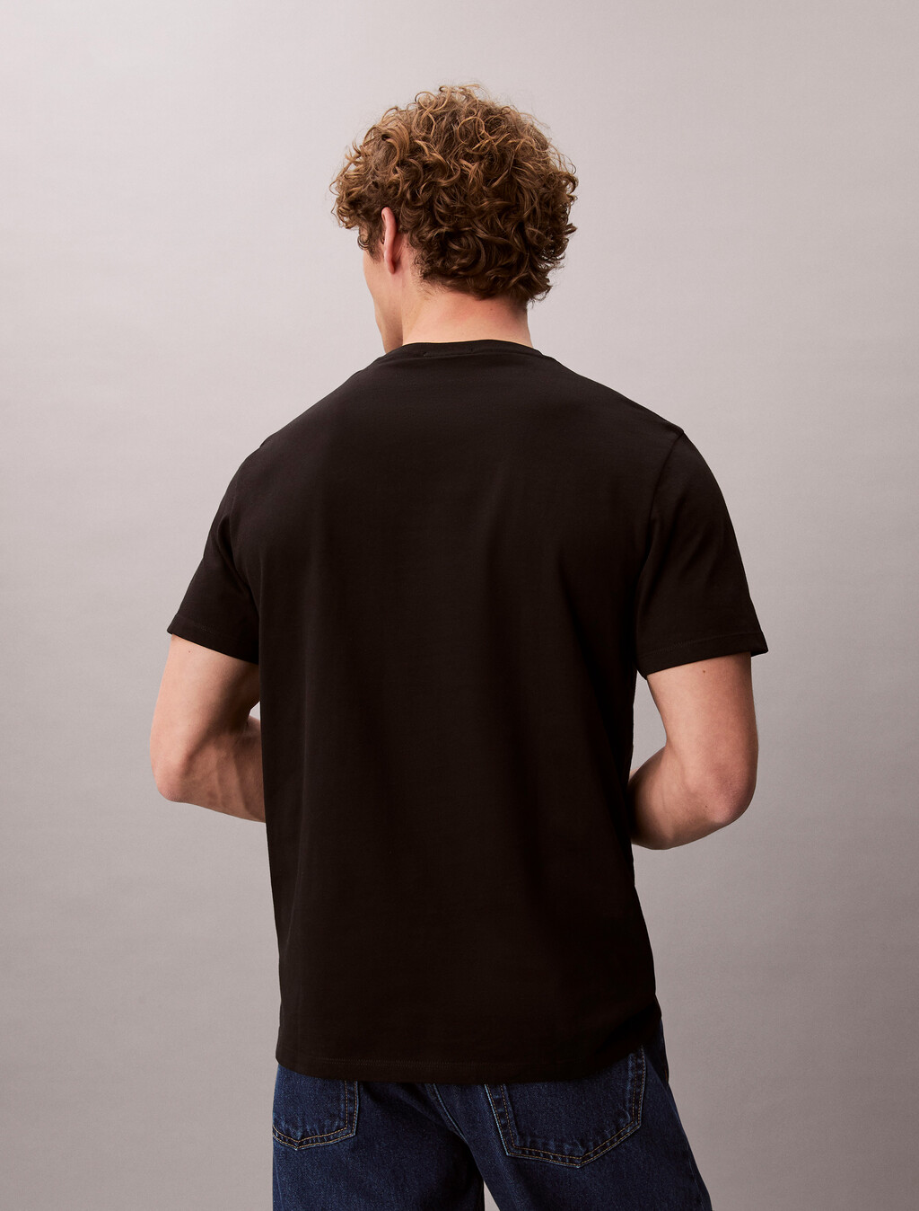 Buy 남성 20S 저지 클래식 마이크로 모노로고 티 in color BLACK