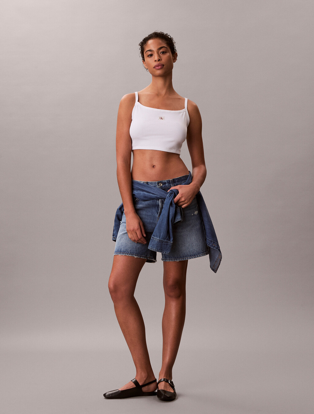 Buy 여성 우븐라벨 베이비립 크롭 탱크 in color BRIGHT WHITE