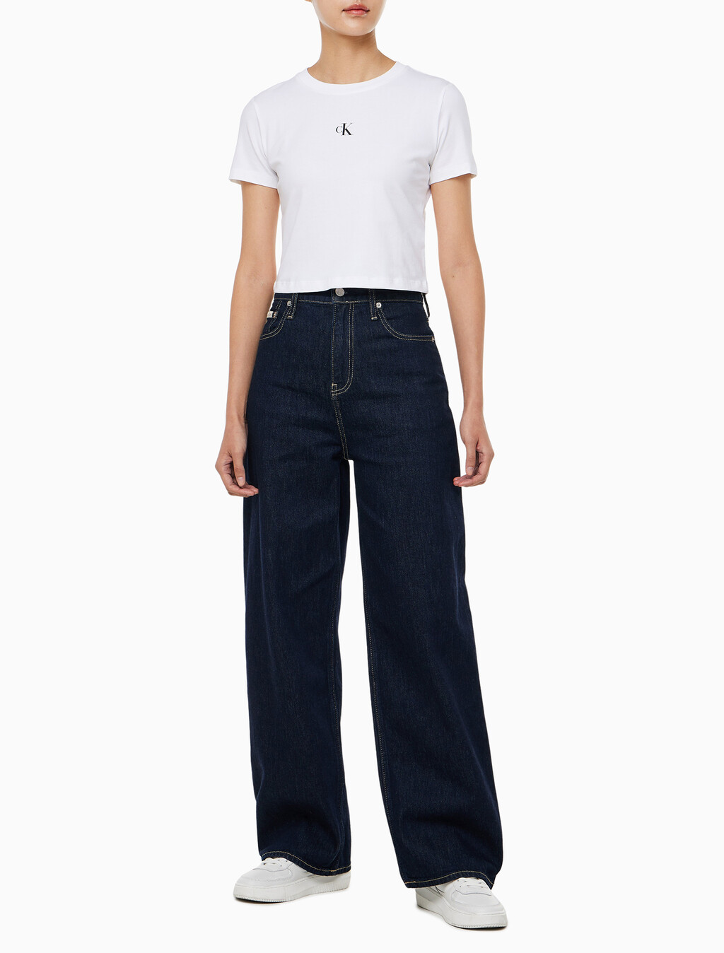 Buy 여성 하이라이즈 릴렉스핏 린스 데님 in color RINSE BLUE