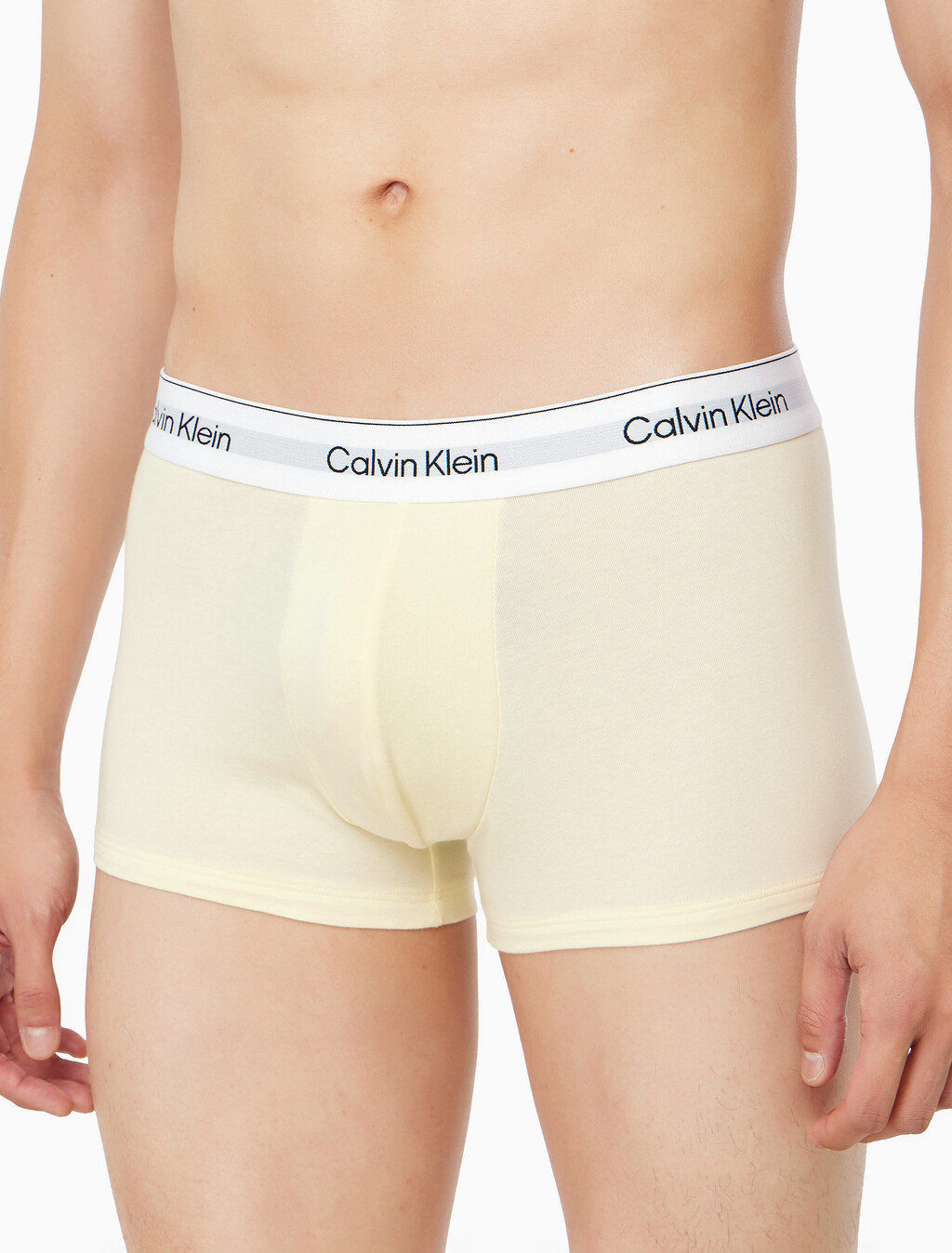 Buy 남성 아이콘 코튼 스트레치 3PK 트렁크 in color WHITE/ YELLOW / DARK NAVY