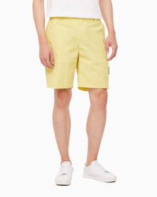 Buy 남성 나일론 라이트웨이트 카고 쇼츠 in color YELLOW SAND