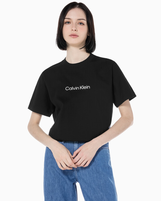 여성 릴렉스드 스탠다드로고 크루넥 반팔 티셔츠
