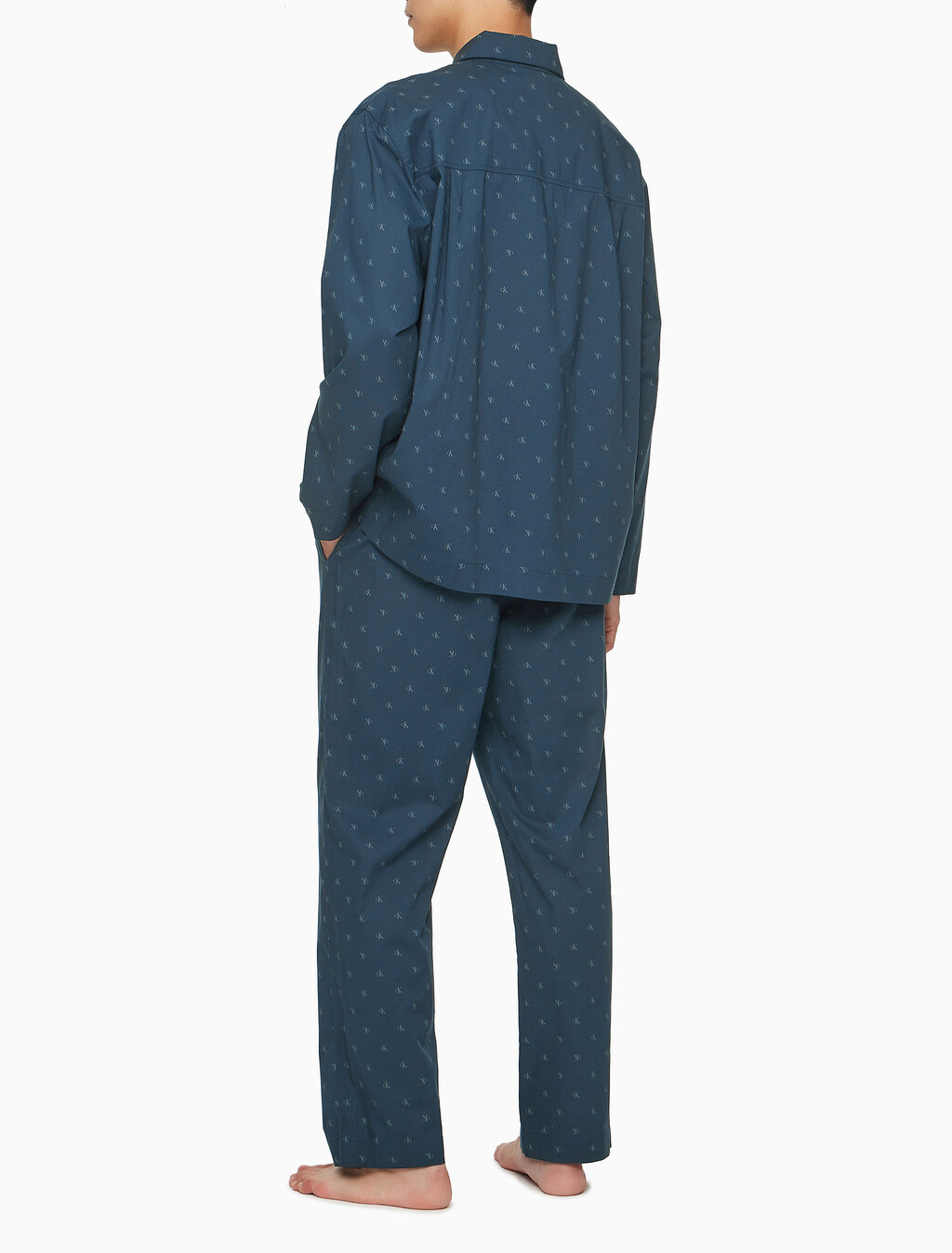 Buy 남성 코튼 포플린 롱슬리브 탑 in color DARK BLUE