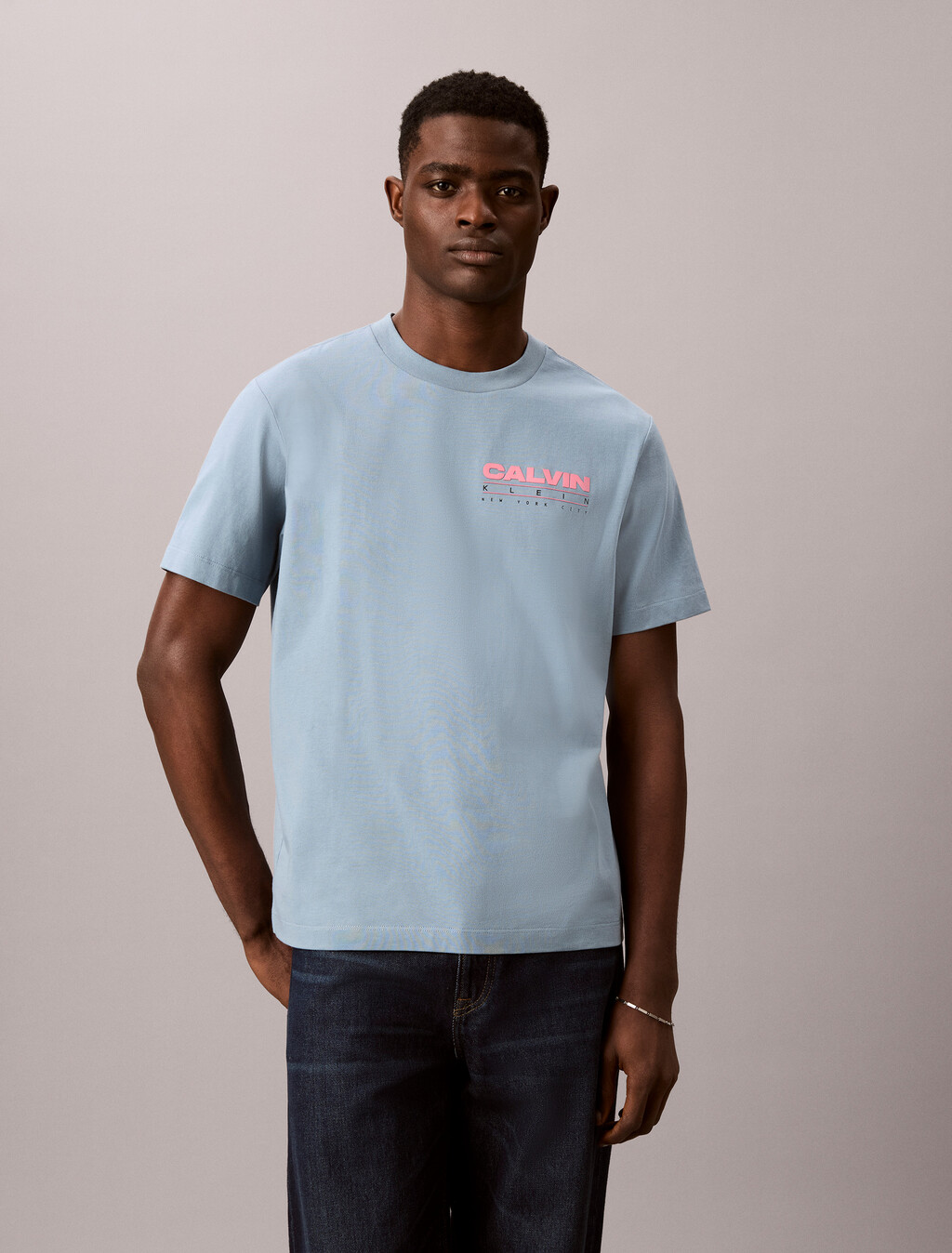 Buy 캘빈 디스크 스택 그래픽 티 in color Blue