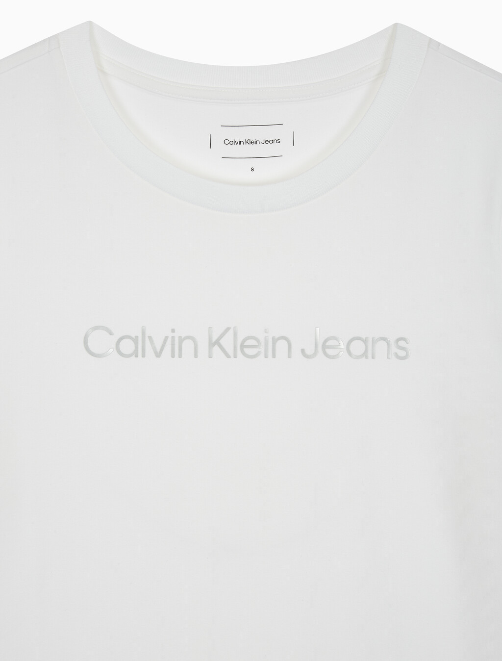 Buy 여성 인스티튜셔널 로고 스트레이트핏 긴팔 티셔츠 in color BRIGHT WHITE