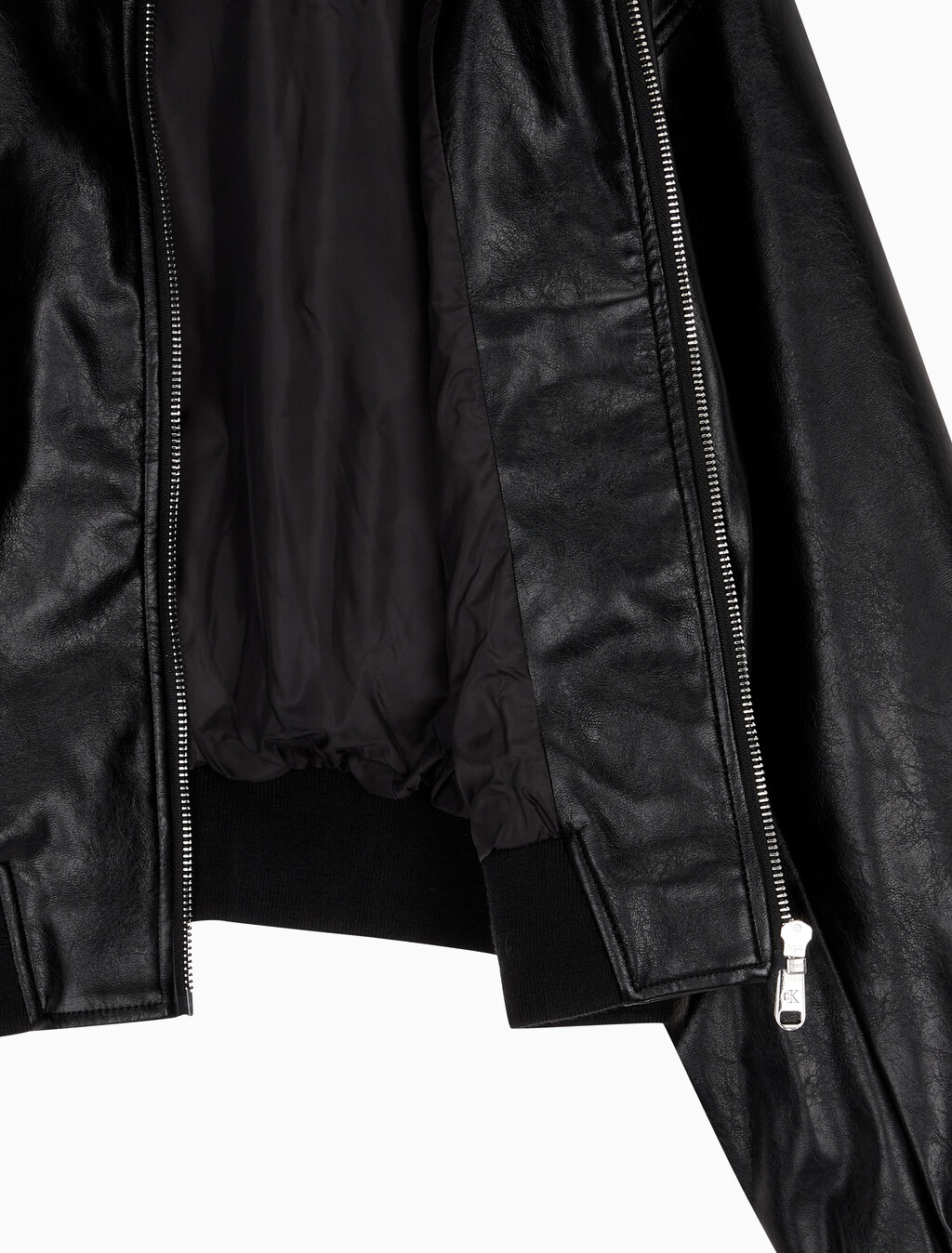 Buy 여성 크롭 크링클 레더 폭스 레더 자켓 in color BLACK