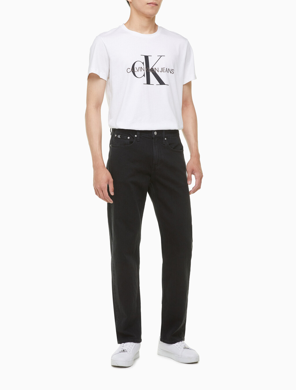 Buy 남성 블랙 90s 스트레이트핏 데님 in color WASHED BLACK LOGO LACE