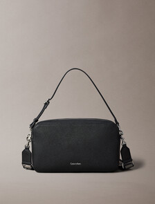Buy 여성 웨빙 투 스트랩 라지 카메라 백 in color BLACK