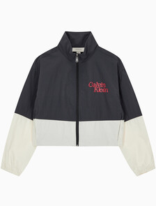 Buy 여성 컬러블락 나일론 풀오버 자켓 in color CHARCOAL