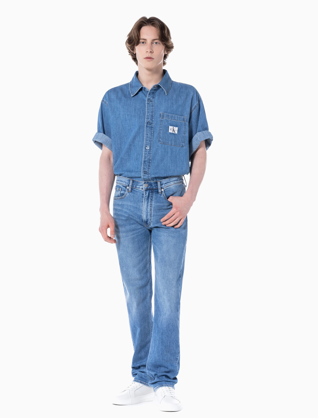 Buy 남성 스탠다드 스트레이트핏 미드블루 워시 데님 in color MID BLUE BACK EMBRO
