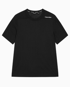 Buy 남성 레귤러핏 숄더 로고 숏슬리브 티셔츠 in color BLACK