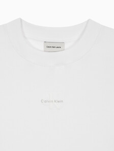 Buy 여성 모노그램 베이비 반팔 티셔츠 in color BRILLIANT WHITE